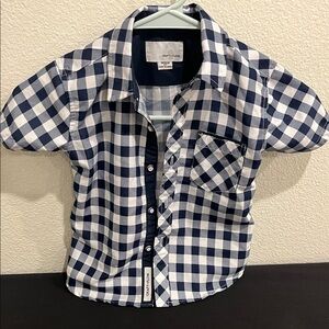 Craft + Flow Blue and White Checkered Button-Up Shirt